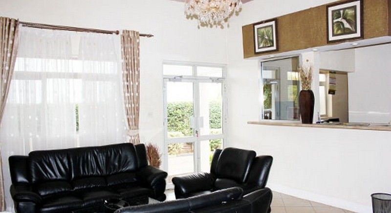Executive Airport Hotel Entebbe Exterior photo