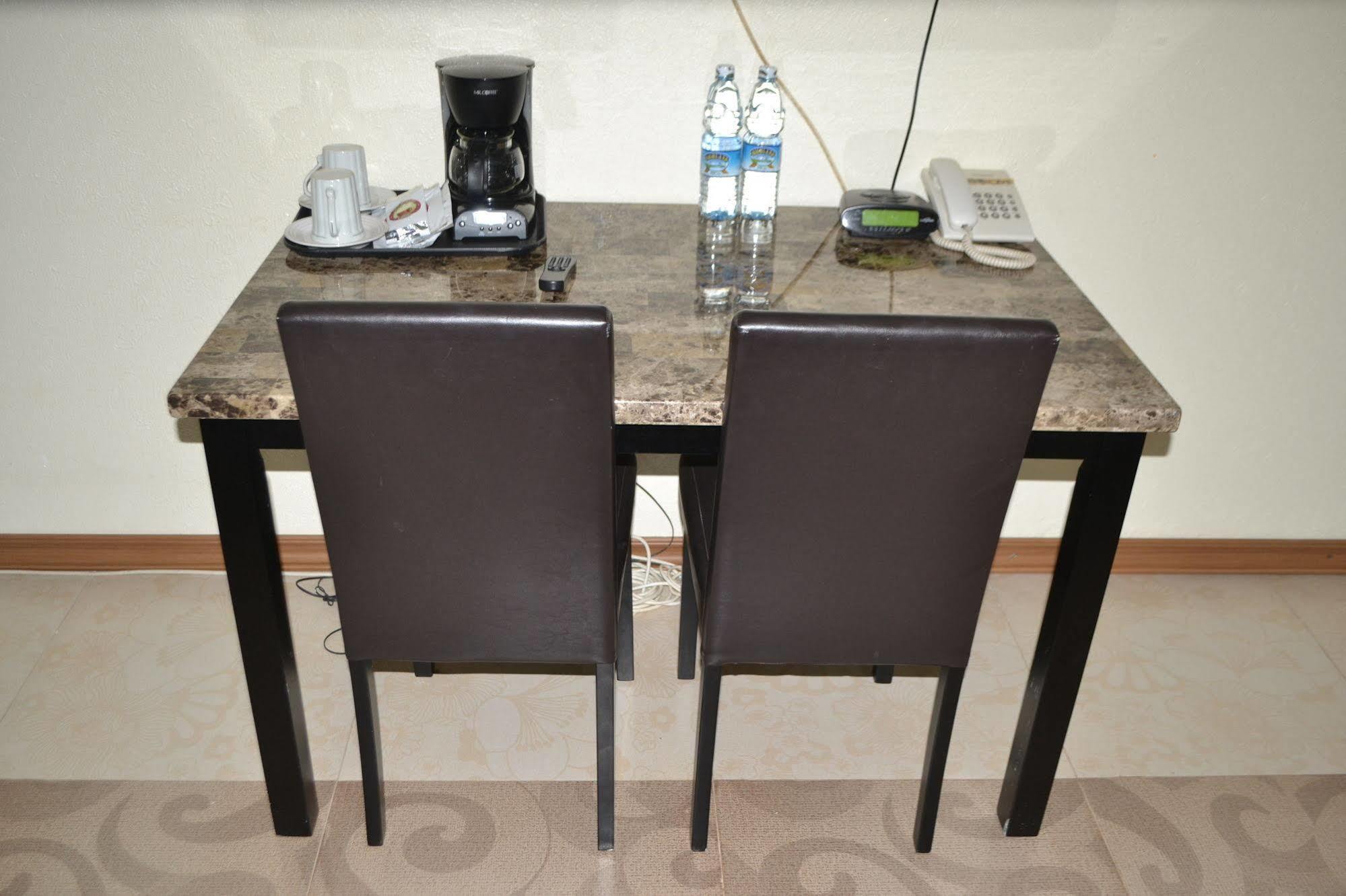 Executive Airport Hotel Entebbe Exterior photo