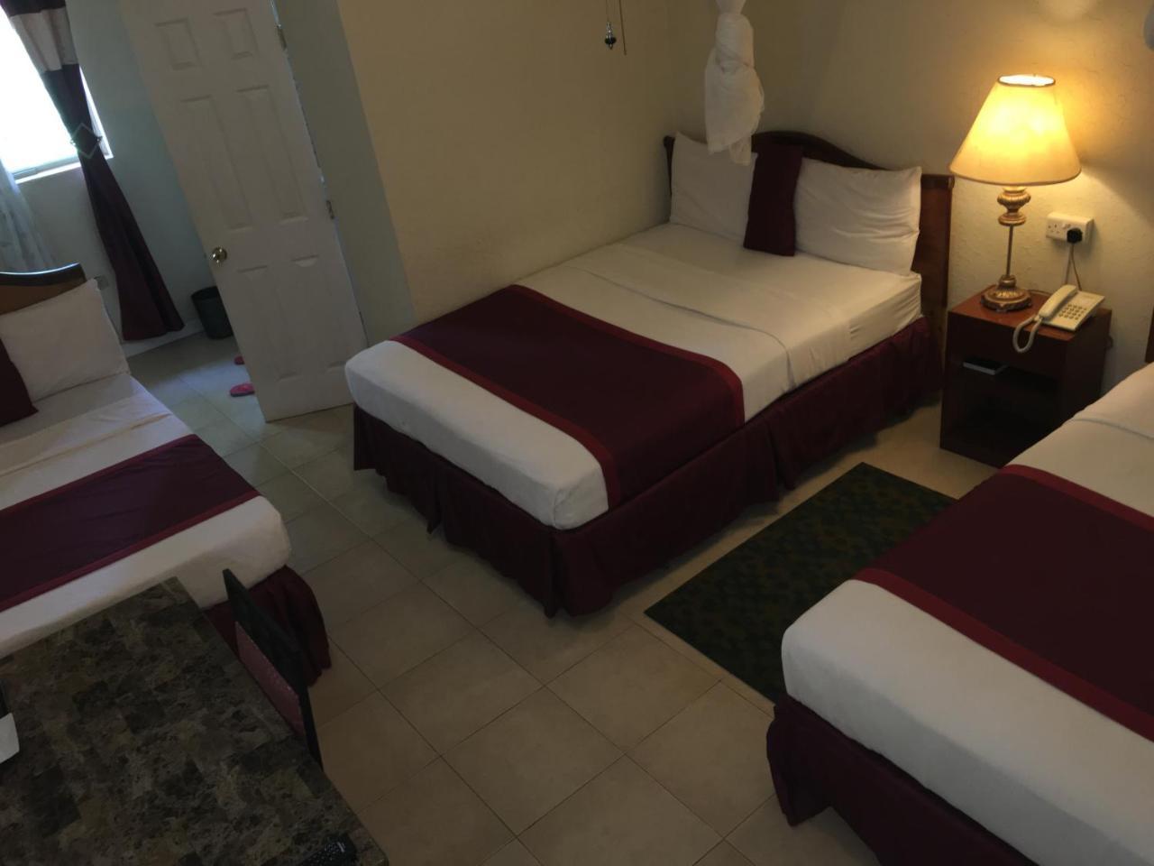 Executive Airport Hotel Entebbe Exterior photo
